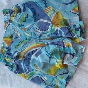 Vintage Os are De La Renta medium 100% silk shorts